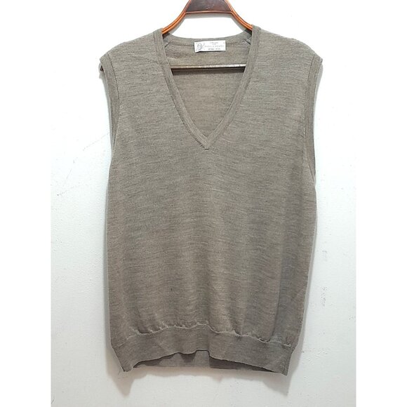 Marks & Spencer Mens Merino Wool Preppy Lightweight V-Neck Size Medium Sweater - Picture 1 of 9